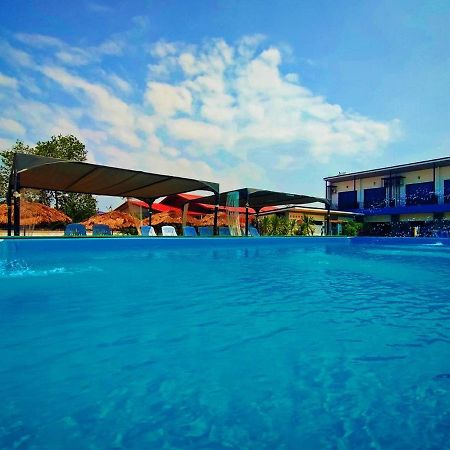 Wixky Hotel หนองคาย ภายนอก รูปภาพ
