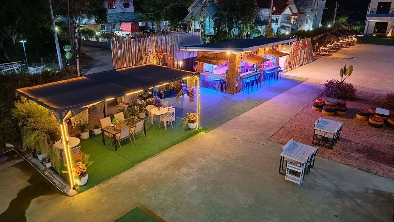 Wixky Hotel หนองคาย ภายนอก รูปภาพ