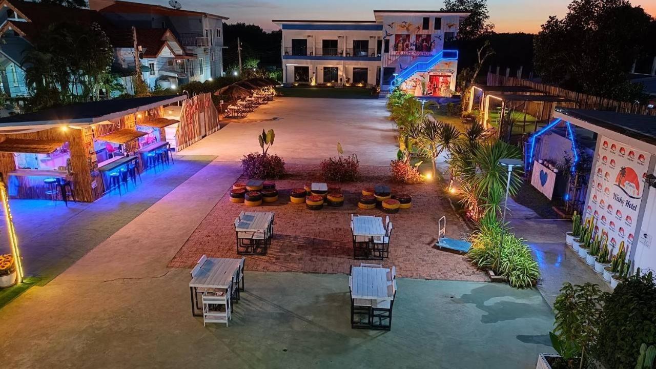 Wixky Hotel หนองคาย ภายนอก รูปภาพ